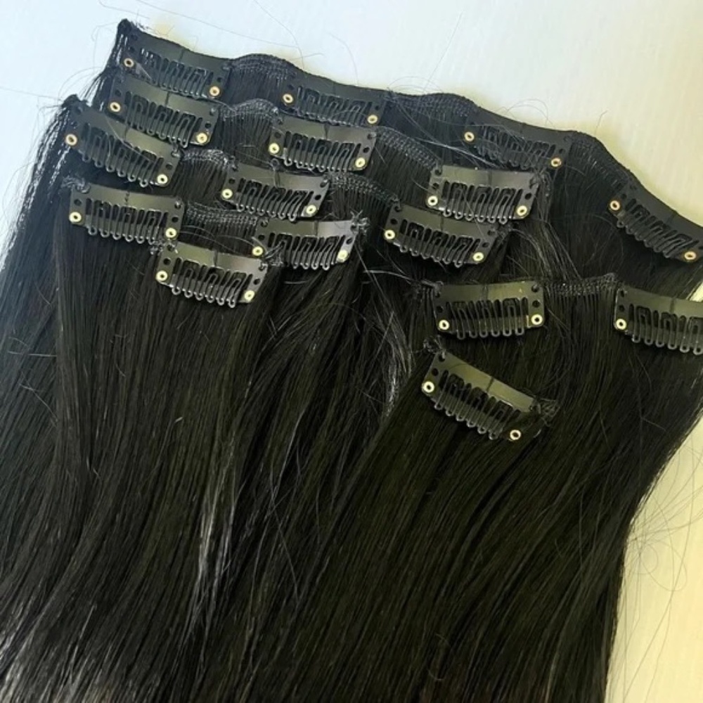 22 Inch Clip in Long Black Thick straight Hair Extensions - Picture 2 of 7